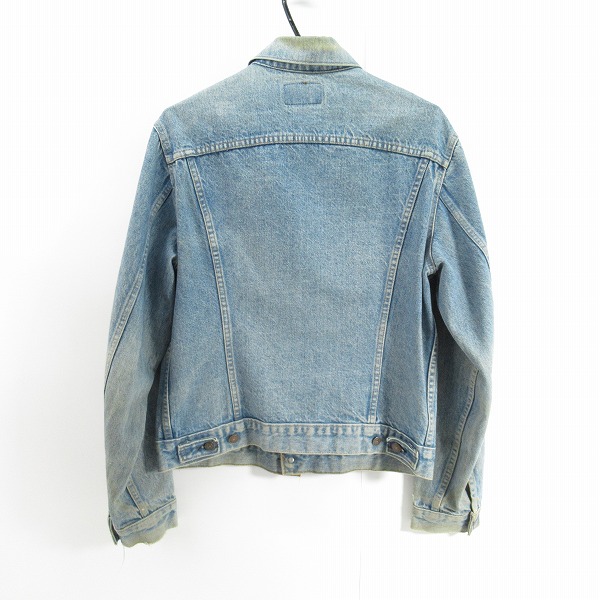 実際に弊社で買取させて頂いたLevi's/リーバイス ボタン裏刻印1/ヴィンテージ デニムジャケット/Gジャン 71205-0217/44の画像 1枚目
