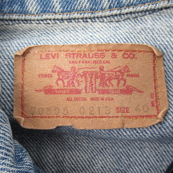 実際に弊社で買取させて頂いたLevi's/リーバイス ボタン裏刻印1/ヴィンテージ デニムジャケット/Gジャン 70505-0213/40の画像 2枚目