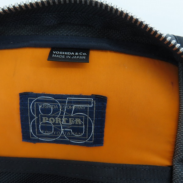 実際に弊社で買取させて頂いたPORTER/ポーター 85th ANNIVERSARY/85周年 HEAT/ヒート TYPE-C マグライト付 ショルダーバッグ/ボディバッグの画像 5枚目