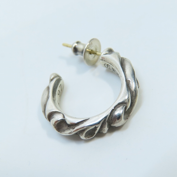 実際に弊社で買取させて頂いたCHROME HEARTS/クロムハーツ SCROLL HOOP SML/スクロール フープ スモールピアスの画像 1枚目