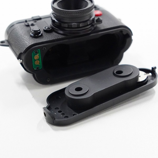 実際に弊社で買取させて頂いたMegahouse/メガハウス SHARAN/シャラン Leica DBP M3 ブラックモデル ミニカメラ コンパクトカメラ シャッター確認済みの画像 7枚目
