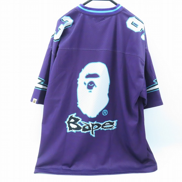 実際に弊社で買取させて頂いたA BATHING APE/アベイシングエイプ FOOTBALL RELAXED FIT TEE/フットボール リラックス フィット Tシャツ 001CSK301315M/2XLの画像 1枚目