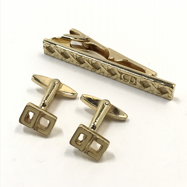 実際に弊社で買取させて頂いたChristian Dior/クリスチャンディオール ネクタイピン/カフスボタン セット