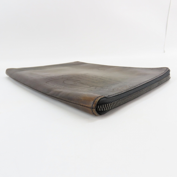 実際に弊社で買取させて頂いたBERLUTI/ベルルッティ カリグラフィ レザー クラッチバッグ/セカンドバッグの画像 2枚目