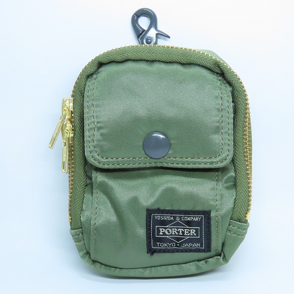 実際に弊社で買取させて頂いた(2)PORTER/ポーター TANKER/タンカー ポーチ カーキ