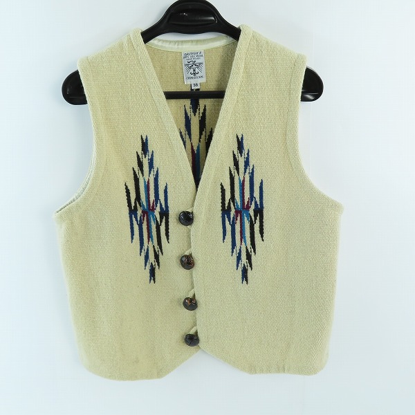 実際に弊社で買取させて頂いたORTEGA'S/オルテガ チマヨベスト アイボリー系/38