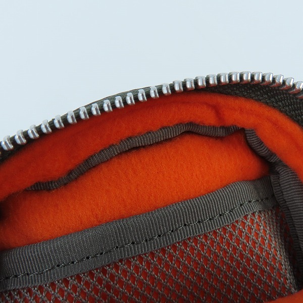 実際に弊社で買取させて頂いた(2)PORTER/ポーター TANKER/タンカー ポーチの画像 5枚目