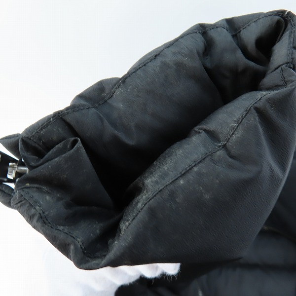 実際に弊社で買取させて頂いた【難有り】PRADA/プラダ ナイロンダウンジャケット SGH654 S142 1G99/52の画像 8枚目