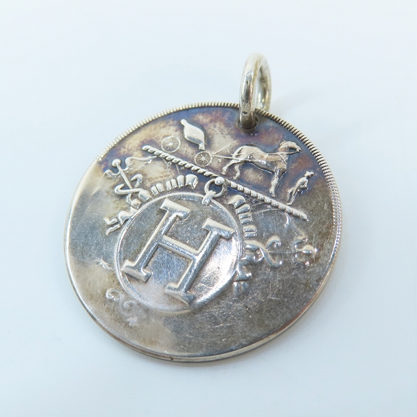 実際に弊社で買取させて頂いたHERMES/エルメス エクスリブリス コイン チャーム/ペンダントトップ 