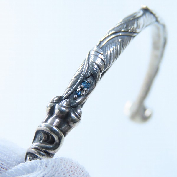 実際に弊社で買取させて頂いた【ギャラ付き】Bloody Mary/ブラッディマリー odyssey/オデッセイ コレクション Halka Bangle/バングル ブルーダイヤ/Mの画像 7枚目