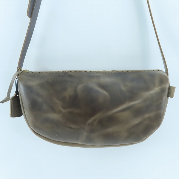 実際に弊社で買取させて頂いたHERTZ/ヘルツ ムーンショルダーバッグ