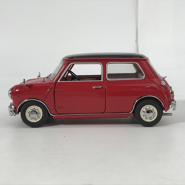 実際に弊社で買取させて頂いたFRANKLIN MINT/フランクリンミント 1/24 1967 morris mini cooper/ミニクーパー ミニカーの画像 3枚目