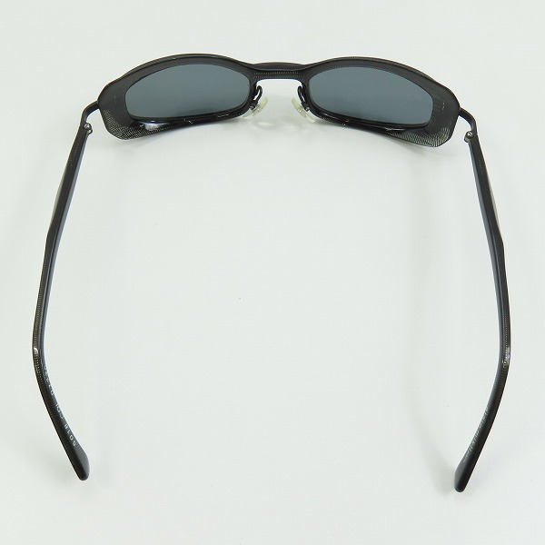 実際に弊社で買取させて頂いたalain mikli/アランミクリ フード付き ブラック サングラス/アイウェア 5018の画像 2枚目