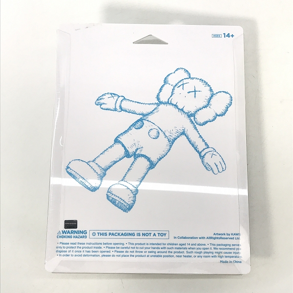 実際に弊社で買取させて頂いたKAWS/カウズ KAWS：HOLIDAY/カウズ：ホリデー KOREA フィギュアの画像 1枚目