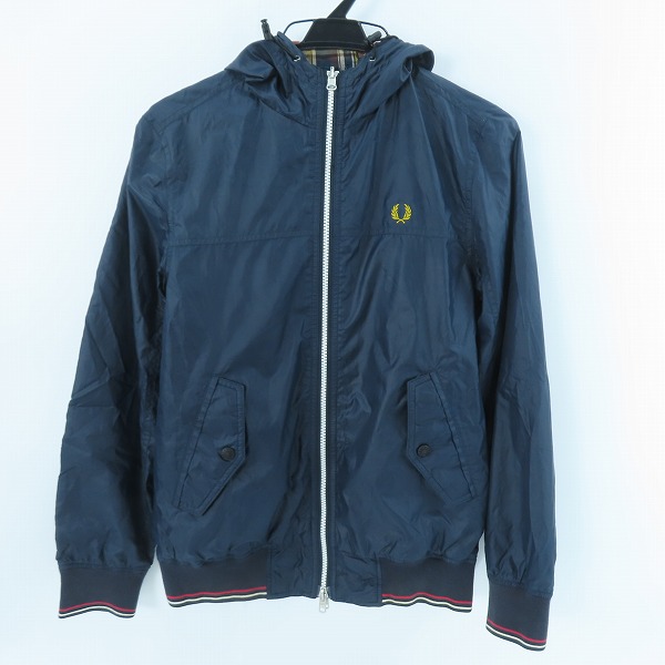 実際に弊社で買取させて頂いたFRED PERRY/フレッドペリー リバーシブルフーデットジャケット F2260/S 