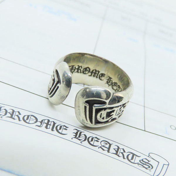 実際に弊社で買取させて頂いた【インボイス】CHROME HEARTS/クロムハーツ スクロールラベル リング スモール 11-11.5号