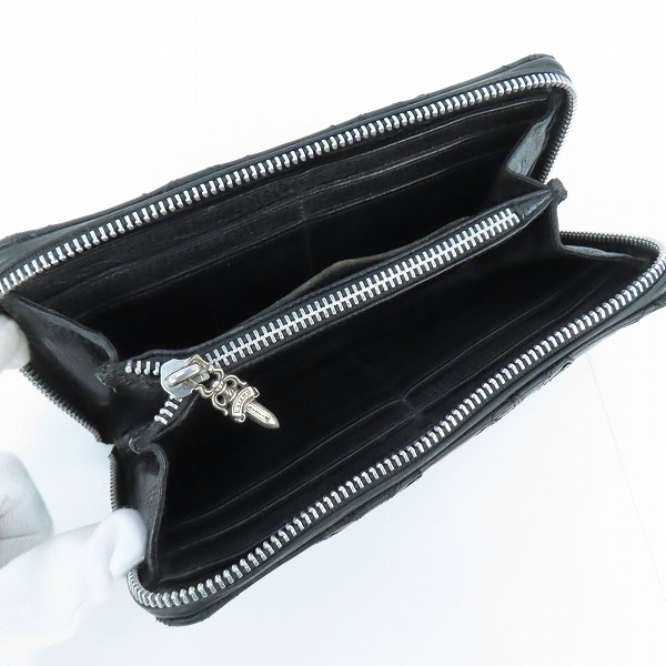 実際に弊社で買取させて頂いたCHROME HEARTS/クロムハーツ REC-F ZIP/ジップ キルテッドセメタリークロスパッチ ウォレット/長財布の画像 3枚目