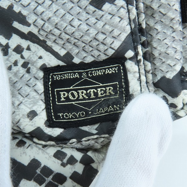 実際に弊社で買取させて頂いたHEAD PORTER/ヘッドポーター パイソン柄 ボディバッグ/ウエストバッグの画像 4枚目