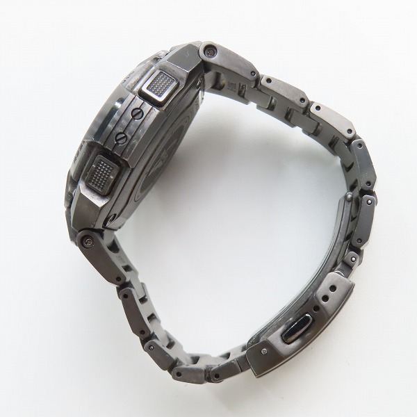 実際に弊社で買取させて頂いたG-SHOCK/Gショック MR-G クロノグラフ 電波ソーラー チタン MRG-8000B-1AJFの画像 1枚目