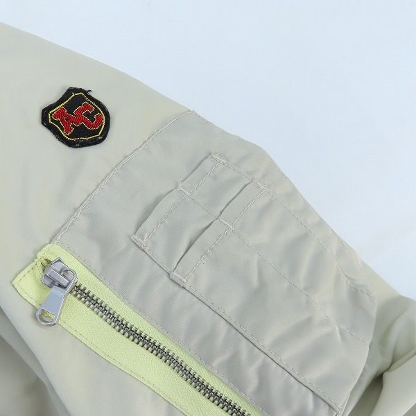 実際に弊社で買取させて頂いたSchott/ショット AMERICAN COLLEGE MA-1/フライトジャケット アイボリー系 3142046 /Mの画像 8枚目