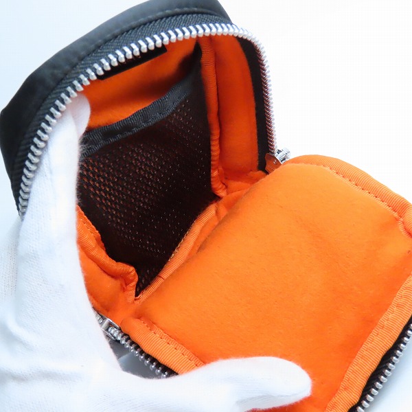 実際に弊社で買取させて頂いた(4)PORTER/ポーター TANKER/タンカー ポーチ ブラックの画像 3枚目