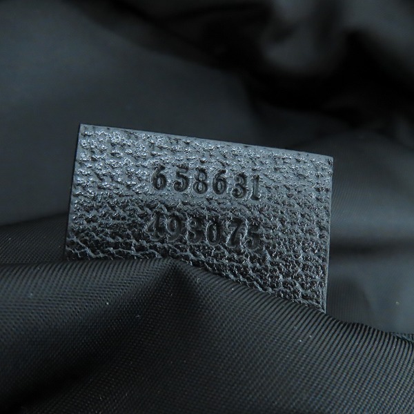 実際に弊社で買取させて頂いたGUCCI/グッチ オフザグリッド ナイロン×レザー バックパック/リュック 658631の画像 5枚目