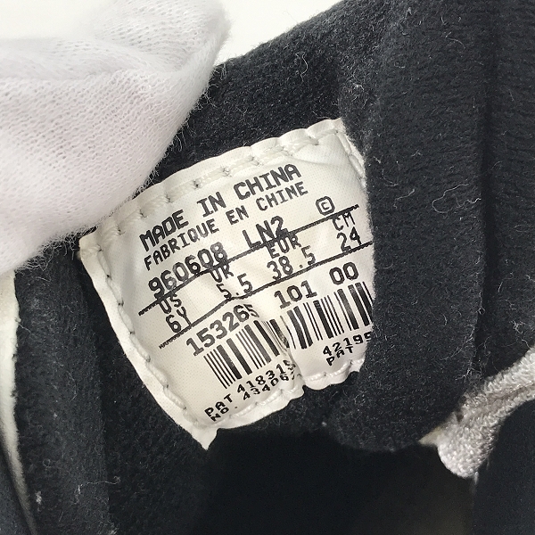 実際に弊社で買取させて頂いた【おまとめ】NIKE/ナイキ CONVERSE/コンバース champion/チャンピオン 他 スニーカー/アウトドアシューズ 等 メンズ/キッズの画像 1枚目