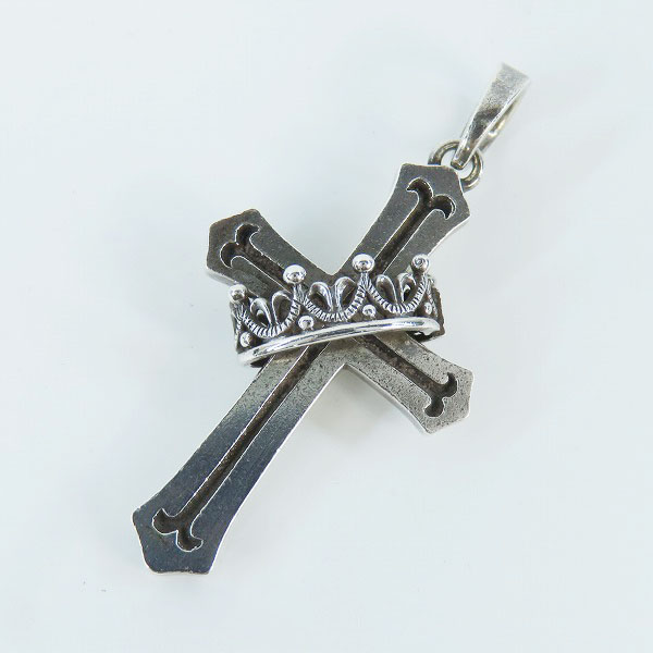 実際に弊社で買取させて頂いたJustin Davis/ジャスティンデイビス Cross With Crown/クロスウィズクラウン ペンダント SPJ122