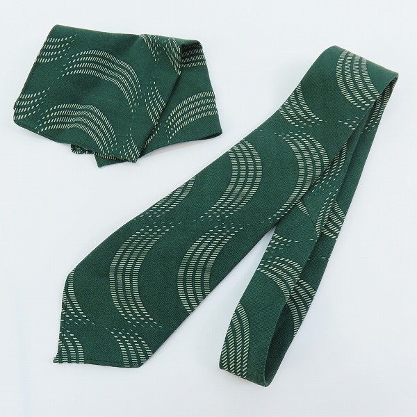 実際に弊社で買取させて頂いたTIMEWORN CLOTHING/タイムウォーンクロージング 総柄 ネクタイ/ポケットチーフ 2点セット