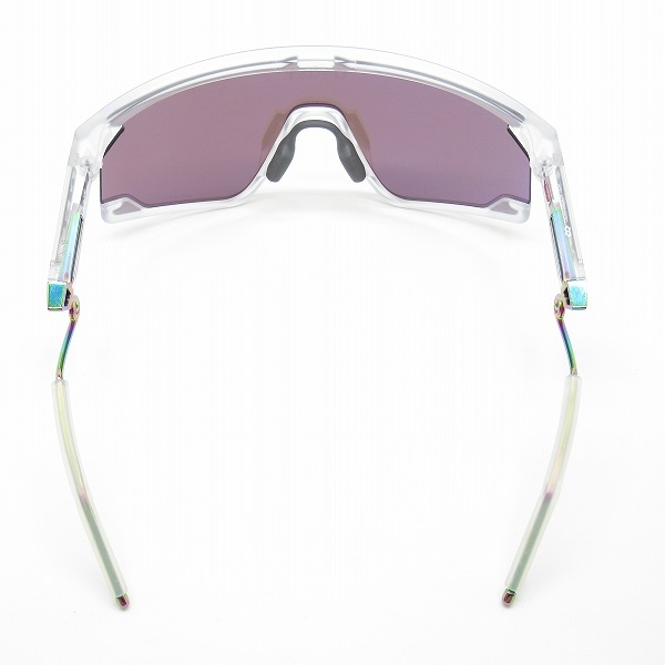 実際に弊社で買取させて頂いたOAKLEY/オークリー BXTR Metal  Matte Clear Prizm Violet OO9237-0239の画像 2枚目