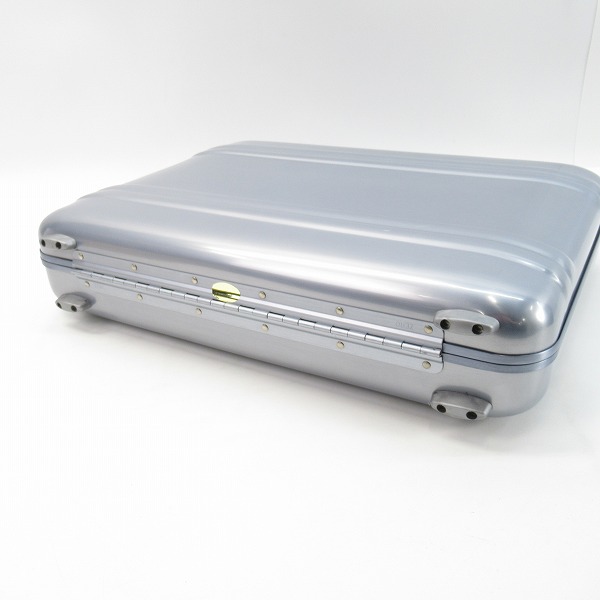 実際に弊社で買取させて頂いたZERO HALLIBURTON/ゼロハリバートン アタッシュケース ブルー系の画像 2枚目