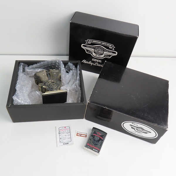実際に弊社で買取させて頂いたZIPPO/ジッポー Harley-Davidson/ハーレーダビッドソン 95th Anniversary/95周年記念 エンジン型スタンド付き 1997年製の画像 9枚目
