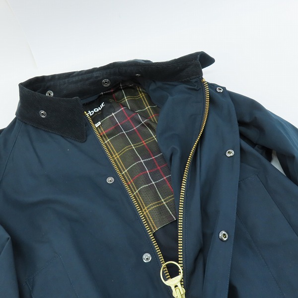 実際に弊社で買取させて頂いたBarbour/バブアー ポリエステル コーデュロイ 切替 ジャケット 231MCAS044/34の画像 5枚目