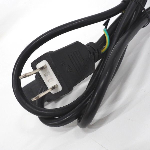 実際に弊社で買取させて頂いたLouis/ルイス LGA-10 Milkey White/ミルキーホワイト ギター用コンボアンプ 10W【動作確認済】 の画像 6枚目