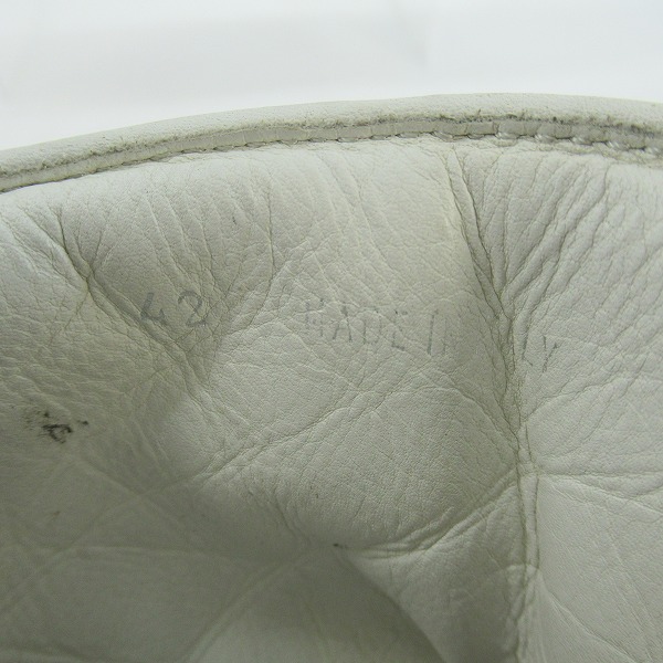 実際に弊社で買取させて頂いたKRISVANASSCHE/クリスヴァンアッシュ ベルクロ ハイカットスニーカー ホワイト/42の画像 5枚目