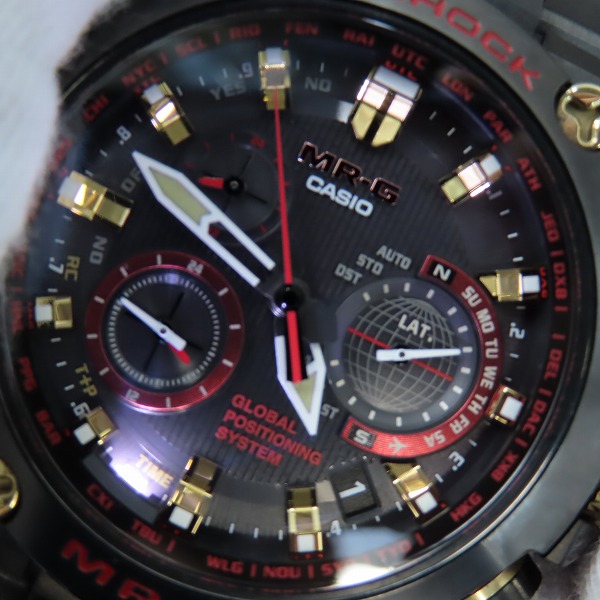 実際に弊社で買取させて頂いたG-SHOCK/Gショック MR-G 赤備え GPSハイブリッド電波ソーラー MRG-G1000B-1A4JRの画像 6枚目