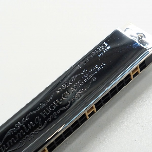 実際に弊社で買取させて頂いたM.SUZUKI/スズキ SU-21W Humming 高級ハミング 21穴 複音ハーモニカ Cm調 ハーモニカ ケース付きの画像 3枚目