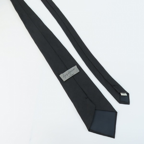 実際に弊社で買取させて頂いたYOHJI YAMAMOTO POUR HOMME/ヨウジヤマモト フラワー刺繍 レーヨン ネクタイの画像 4枚目