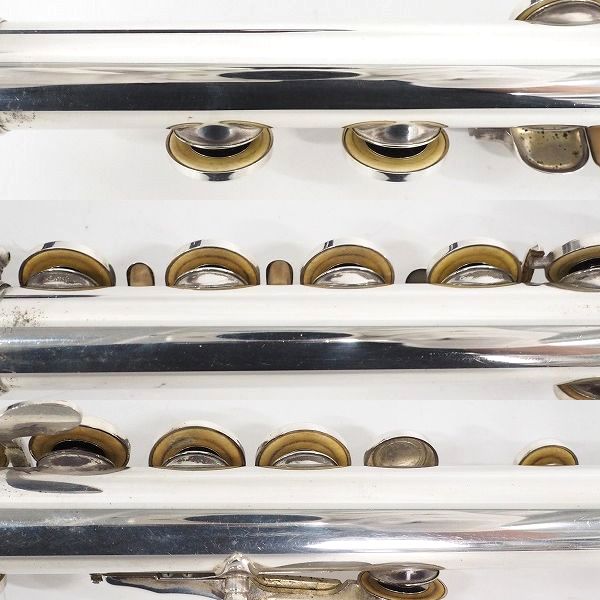 実際に弊社で買取させて頂いたYAMAHA/ヤマハ YFL-311/YFL311 フルート 頭部管銀製 Eメカ付 ハードケース・ケースカバー付の画像 7枚目