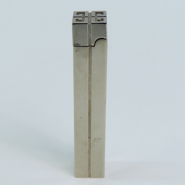 実際に弊社で買取させて頂いたGIVENCHY/ジバンシィ スクエア型 ライターの画像 1枚目