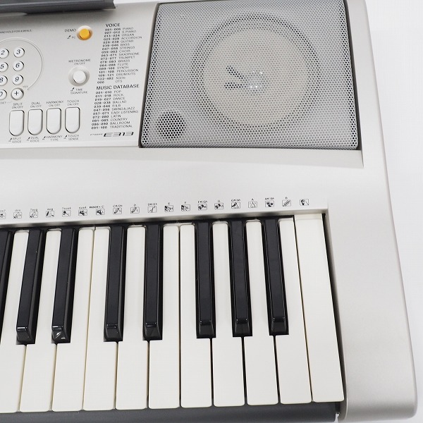 実際に弊社で買取させて頂いた★YAMAHA/ヤマハ PSR-E313 PORTATONE 電子キーボード ポータトーン 61鍵 ペダル・ACアダプター付き【簡易動作確認済】の画像 4枚目