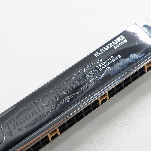 実際に弊社で買取させて頂いたM.SUZUKI/スズキ SU-21W Humming 高級ハミング 21穴 複音ハーモニカ Gm調 ハーモニカ ケース付きの画像 3枚目
