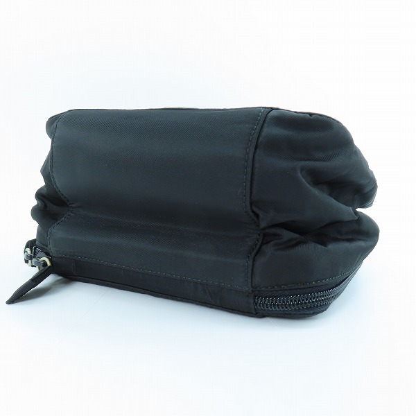 実際に弊社で買取させて頂いたPRADA/プラダ ロゴプレート ナイロン ハンドバッグの画像 2枚目