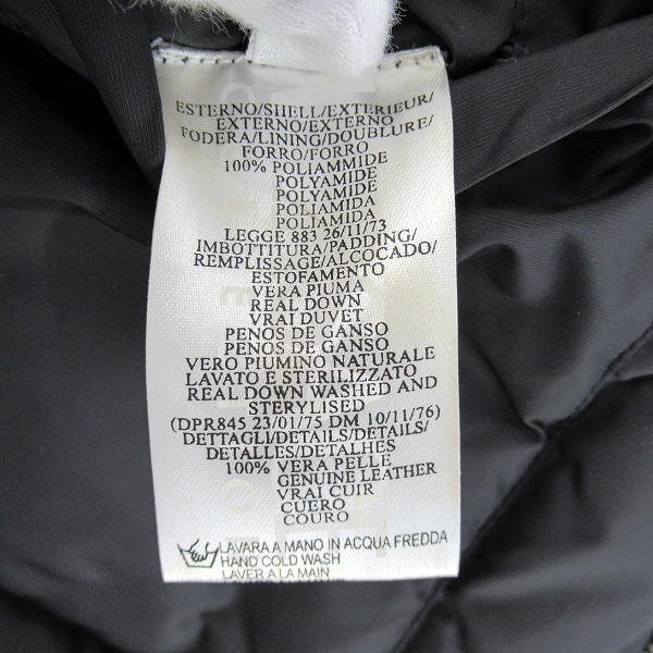 実際に弊社で買取させて頂いたVERSACE COLLECTION/ヴェルサーチ コレクション ダウンジャケット/46の画像 4枚目