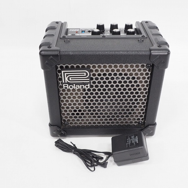 実際に弊社で買取させて頂いたRoland/ローランド MICRO CUBE マイクロキューブ ギターコンボアンプ ACアダプター付【動作確認済】