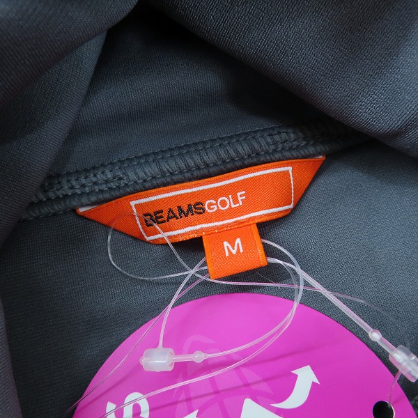 実際に弊社で買取させて頂いた【未使用】BEAMS GOLF ORANGE LABEL/ビームスゴルフ クラシックロゴタートルネックシャツ PURPLE 82-14-0038/Mの画像 2枚目