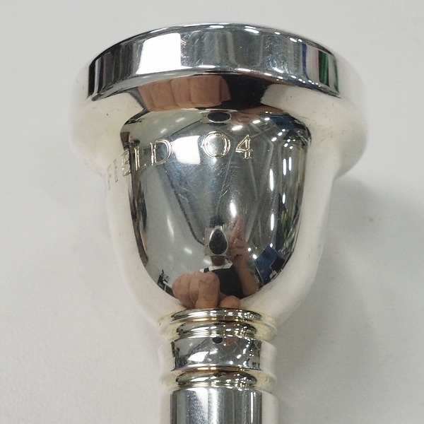 実際に弊社で買取させて頂いたGRIEGO/グレイゴ BOUSFIELD O4/イアン・バウスフィールド IB-04 太管 トロンボーン用マウスピース シルバーの画像 2枚目