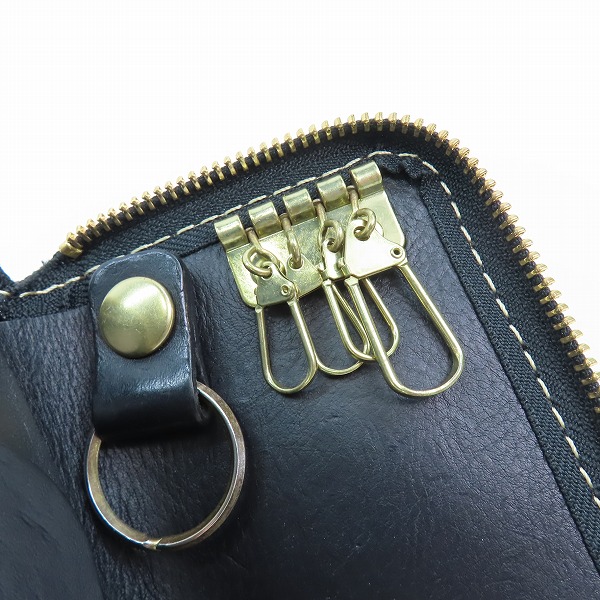 実際に弊社で買取させて頂いたHERZ/ヘルツ レザー ラウンドファスナー 4連キーケース カード入れ付きの画像 5枚目