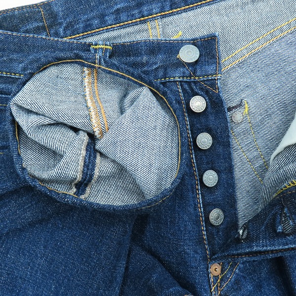 実際に弊社で買取させて頂いたEVISU/エヴィス ホワイト カモメプリント デニムパンツ /32×35の画像 4枚目