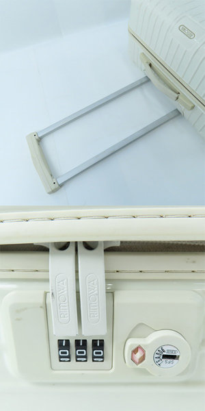 実際に弊社で買取させて頂いたRIMOWA×UNITED ARROWS/リモワ×ユナイテッドアローズ  別注 サルサ エクリュ 895.44の画像 4枚目